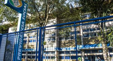 Medida provisória abre novo crédito orçamentário para ressarcir descontos indevidos em benefícios do INSS