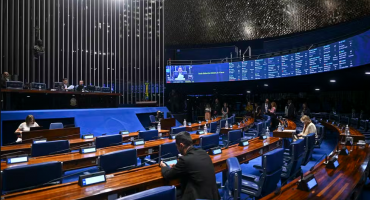 Senado aprova projeto que endurece penas por violência sexual digital contra crianças e adolescentes