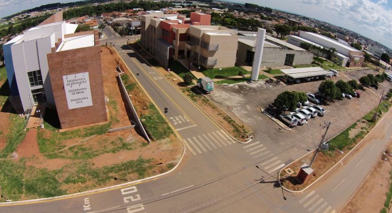 Adufg promove reunião com docentes da UFCAT para esclarecimentos sobre processo de descontos da CPSS e outras ações coletivas