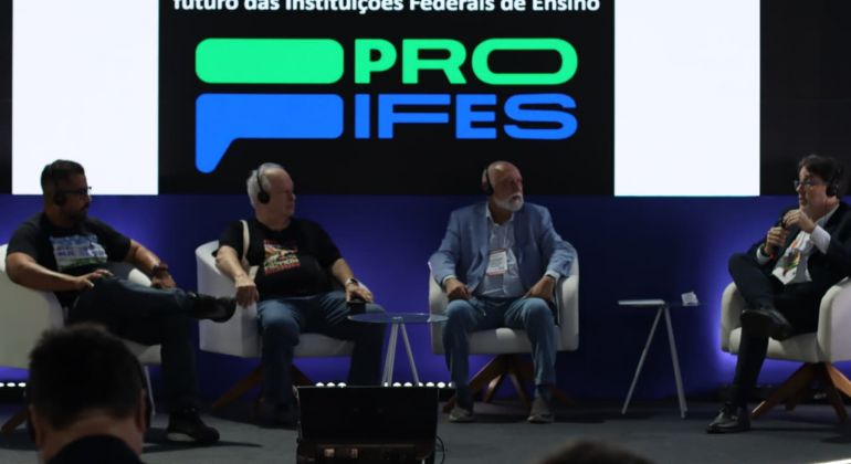 Adufg-Sindicato e Proifes-Federação debatem financiamento da ciência e futuro das instituições federais na 78ª SBPC