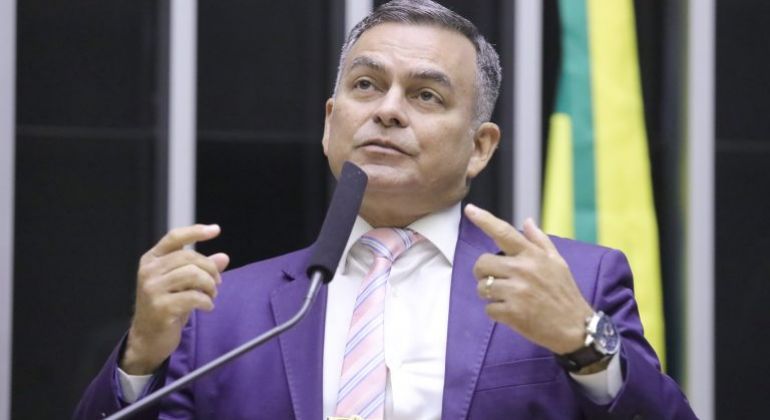 Comissão da Câmara aprova adicional no valor da aposentadoria de mães de filho com deficiência