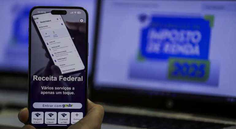 Contracheque: quem ganha até R$ 5 mil começa a perceber isenção do IR
