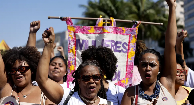 Currículos escolares vão destacar feitos das mulheres para a sociedade