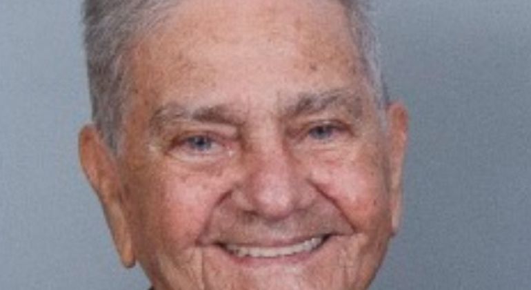 Diretoria do Adufg-Sindicato lamenta a morte do professor Roberto Luiz Franco Bucci