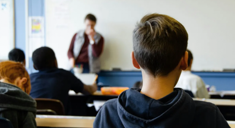 Educação política passará a integrar currículo escolar; saiba mais
