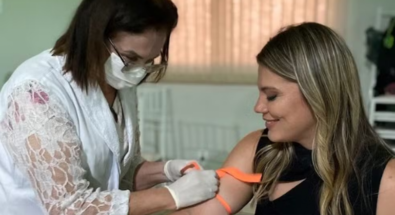 Exame de sangue em teste no Brasil pode ajudar a detectar câncer de mama