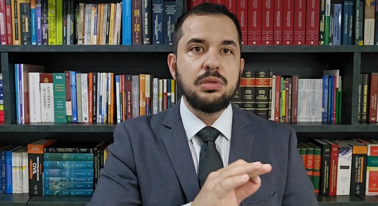 Jurídico Responde aborda a acumulação de adicional de insalubridade e gratificação de raio-x