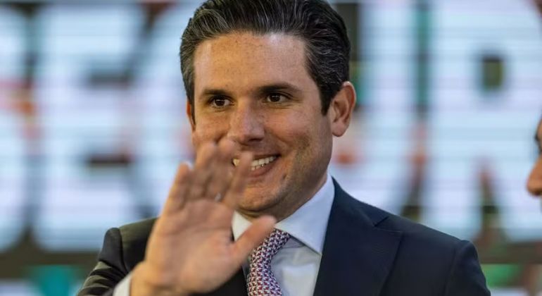 MP pede que TCU apure viagens de Motta em jatos da FAB para supostos fins pessoais