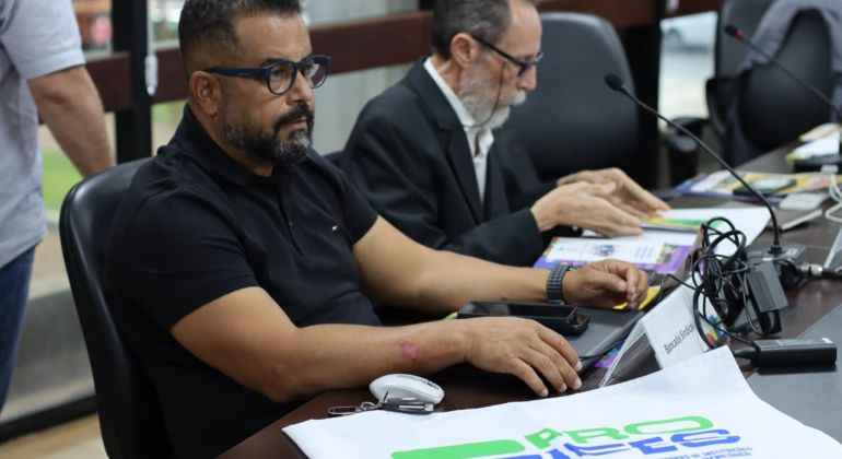 Proifes intensifica mobilização, de olho na negociação salarial dos docentes em 2027