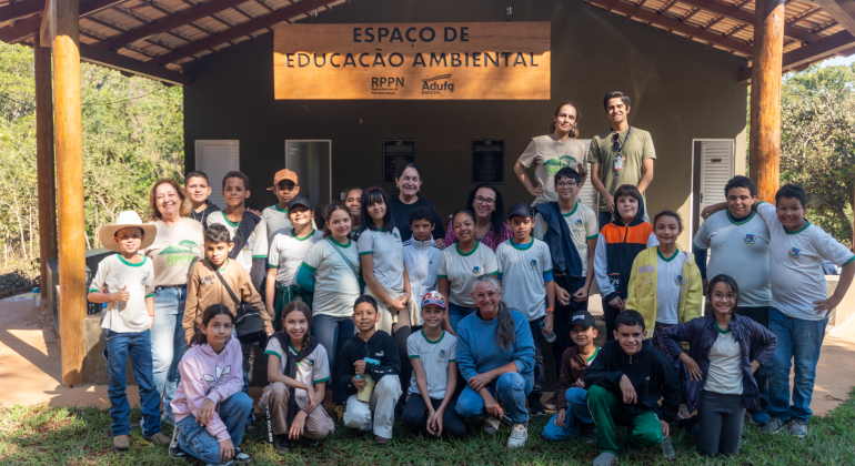RPPN do Adufg-Sindicato recebe estudantes para atividade de educação ambiental