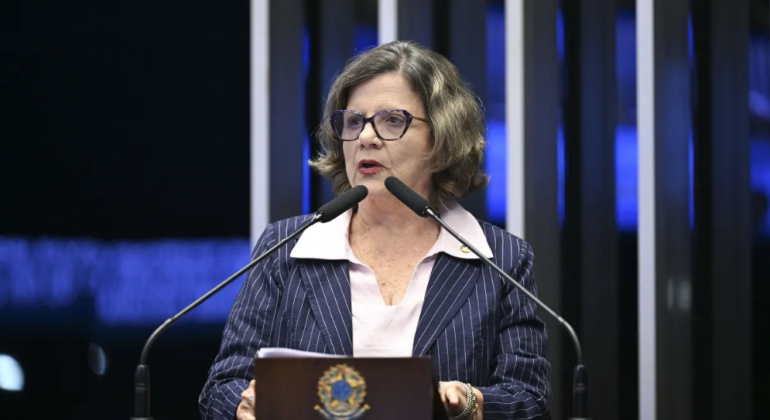 Vontade majoritária é votar PEC 6x1 como veio da Câmara, diz Teresa à CNN